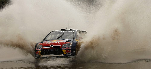 Loeb salpica en el rally de Argentina.