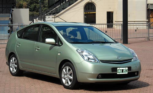 El Prius de segunda generación con el que se moviliza el presidente de Toyota Argentina, Aníbal Borderes.