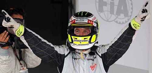 Jenson Button celebra su título mundial.
