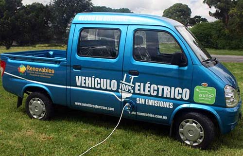 La camioneta FAW convertida a eléctrica que usó Mujica en su asunción.