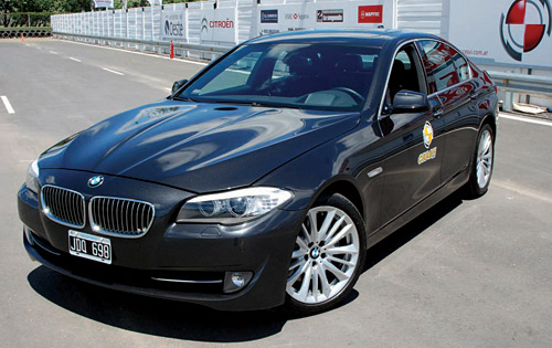 BMW Serie 5, premio a la excelencia en la seguridad 2010