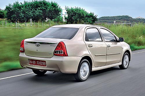 Toyota Etios -  Fotos: Autocar India