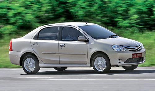 Toyota Etios -  Fotos: Autocar India