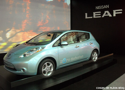Nissan Leaf en el Salón de San Pablo 2010 -  Foto: Cosas de Autos Blog
