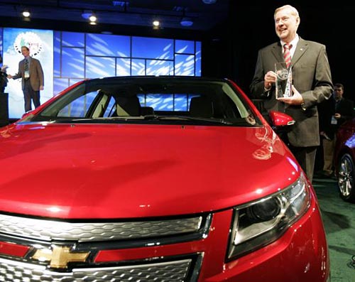 Chevrolet Volt ganó el Auto del Año 2011 en el Salón de Detroit.