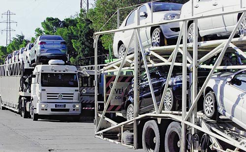Camiones mosquito en la frontera con Brasil - Foto: Clarín