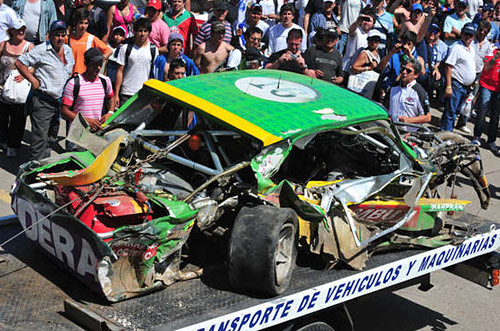 Así quedó el auto de Falaschi tras el accidente en Balcarce que le costó la vida.