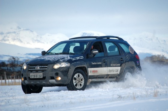 Bosch ya ensaya sus sistemas ABS en una pista de pruebas en la Patagonia argentina