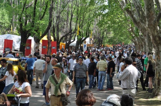 Más de 50 mil personas visitaron Autoclásica 2013