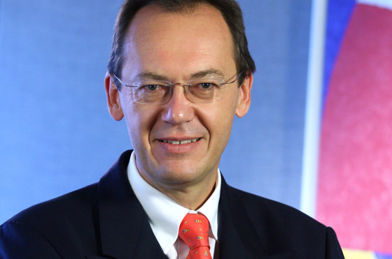 Dr. Josef Fidelis Senn, nuevo presidente de VW Argentina