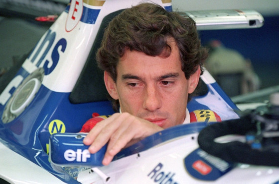 Senna antes de largar su último Gran Premio.