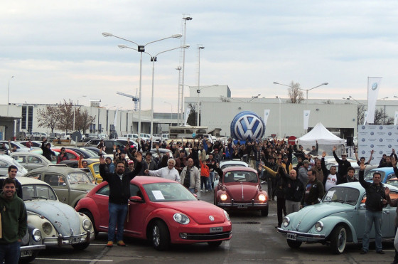 VW Argentina celebró en Pacheco el Día Mundial del Escarabajo