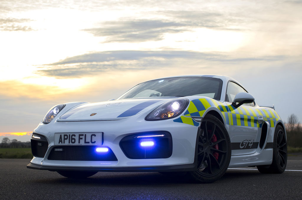 Porsche Cayman GT4 de Policía
