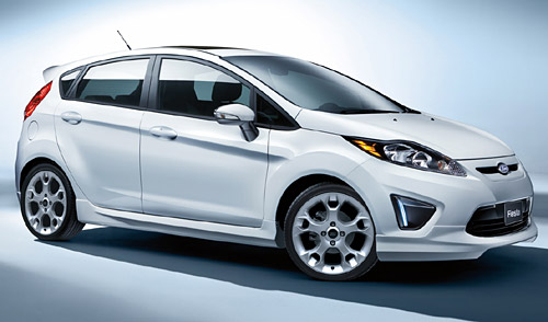 Ford fiesta kinetic design precio #9