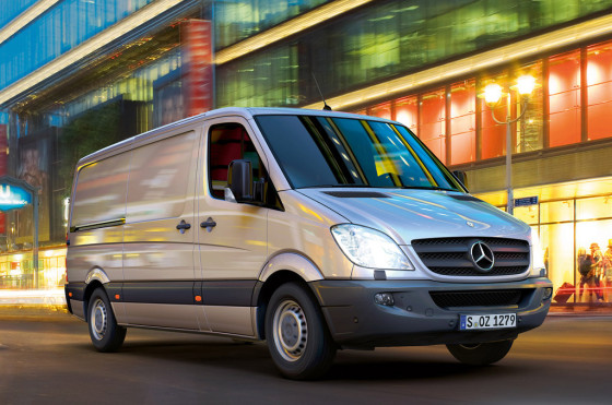 Mercedes-Benz lanzó la nueva Sprinter Street 411