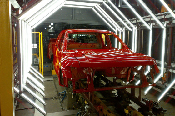 Ford utiliza nueva tecnología de detección de polvo para mejorar la pintura