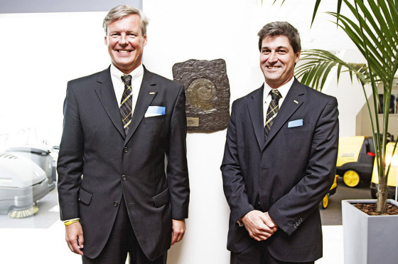Hartmut Jenner, CEO mundial de Kärcher junto al gerente general de Kärcher Argentina, Juan Cruz Dato.
