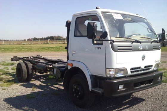 Camión DFM C125 hecho en Uruguay.