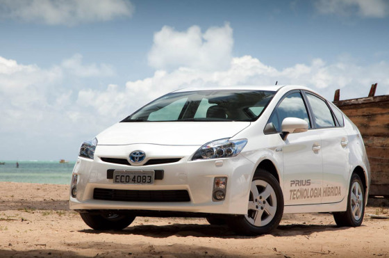 Brasil a punto de aprobar incentivo para autos verdes; Toyota armaría el Prius en San Pablo