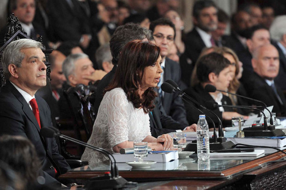 Cristina Kirchner aseguró que las ventas de autos no cayeron a causa del impuestazo