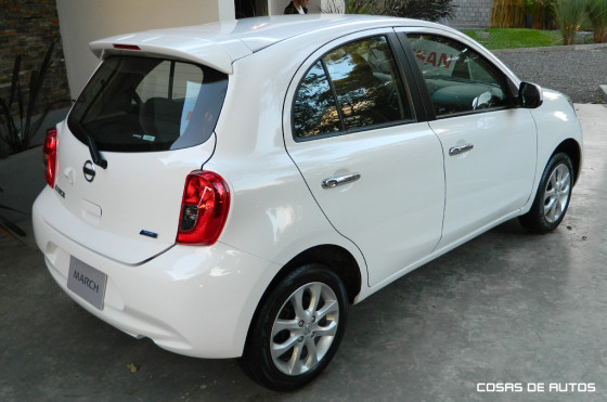 Nissan March 2014
