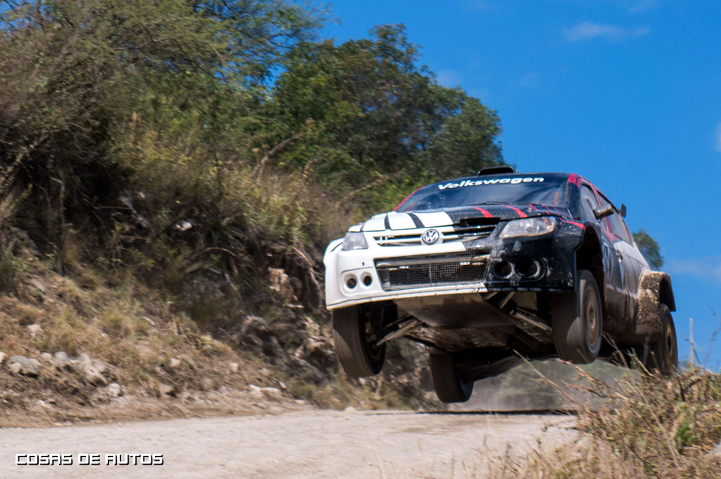 El VW Gol de MaxiRally llevado por Pozzo.