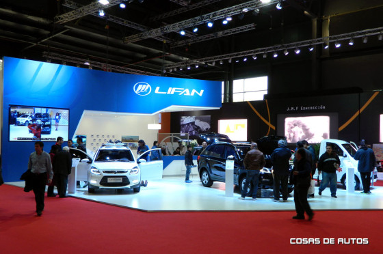 Stand de Lifan en el Salón de Buenos Aires