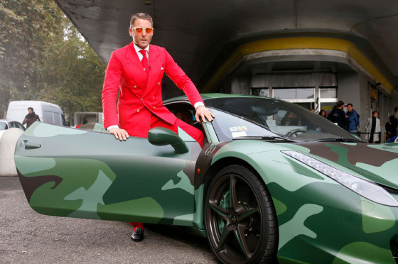 Lapo Elkann y una 458 Italia