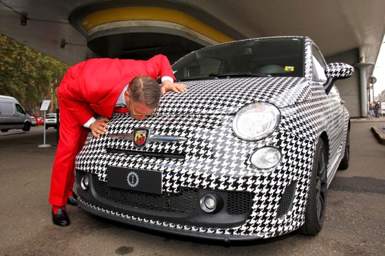 Lapo y un Fiat 500 tweed
