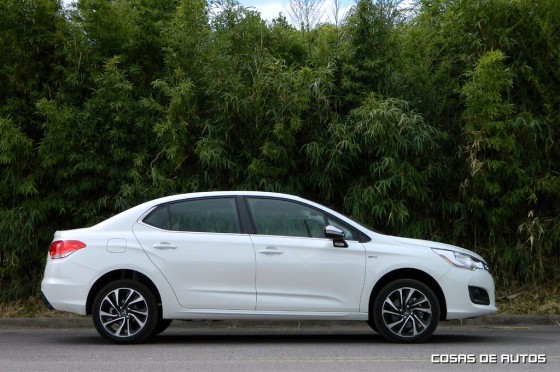 Test del Citroen C4 Lounge S - Foto: Cosas de Autos