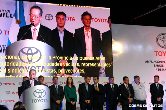 Macri inauguró oficialmente la ampliación de la planta de Toyota Argentina
