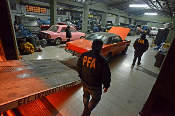 Incautaron autos de Lázaro Báez