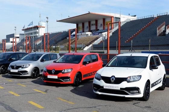 Renault Sandero R.S. 2.0