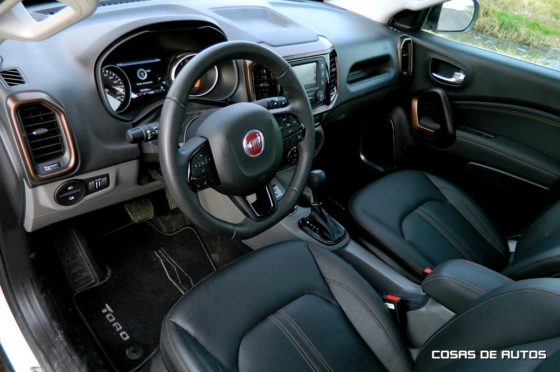 Test de la pick-up Fiat Toro Volcano 4x4 - Foto: Cosas de Autos
