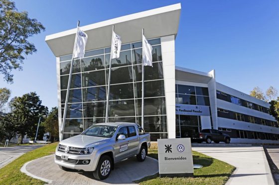 VW Argentina promueve la formación de profesionales en la industria automotriz