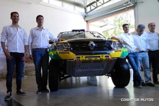 Renault Duster Dakar Team 2017