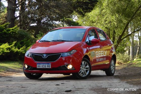 Test Geely 515 hatch - Foto: Cosas de Autos