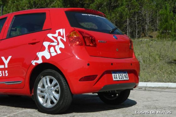 Test Geely 515 hatch - Foto: Cosas de Autos