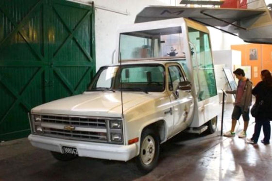 Chevrolet C10 Papamóvil