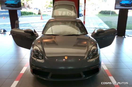 Porsche 718 Cayman