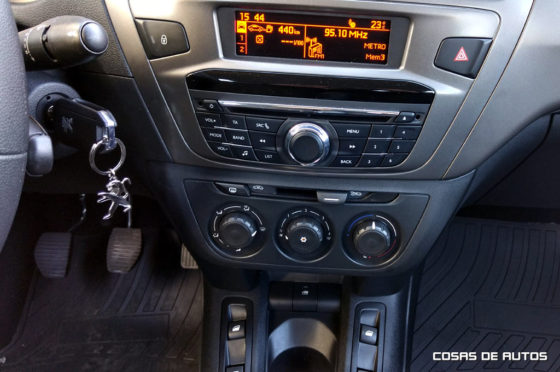 Computadora de abordo y radio tradicional para el HDI Allure MT5