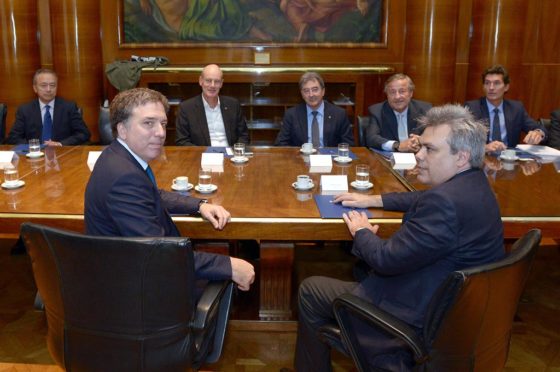 Dujovne junto a representantes de ADEFA