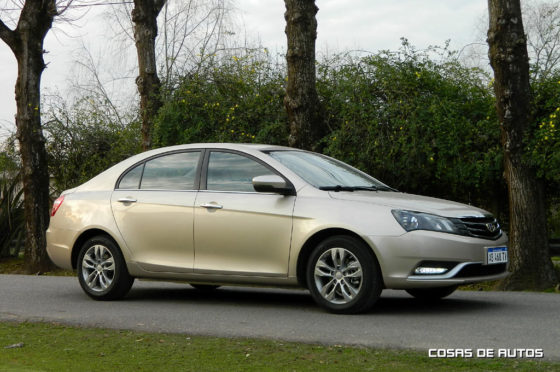 Test del Geely Emgrand FE 3 - Foto: Cosas de Autos