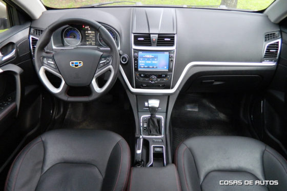 Test del Geely Emgrand FE 3 - Foto: Cosas de Autos