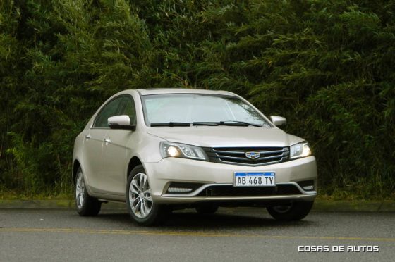 Test del Geely Emgrand FE 3 - Foto: Cosas de Autos