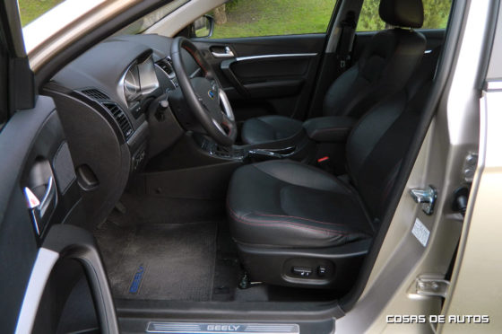 Test del Geely Emgrand FE 3 - Foto: Cosas de Autos
