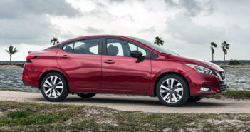 Nissan Versa 2020