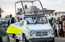 Papa Francisco Madagascar papamóvil