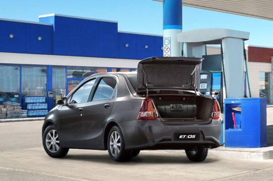 Toyota Etios Sedan GNC