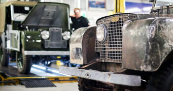 Land Rover inauguró su clínica de restauración en Brasil Land Rover Restoration Clinic